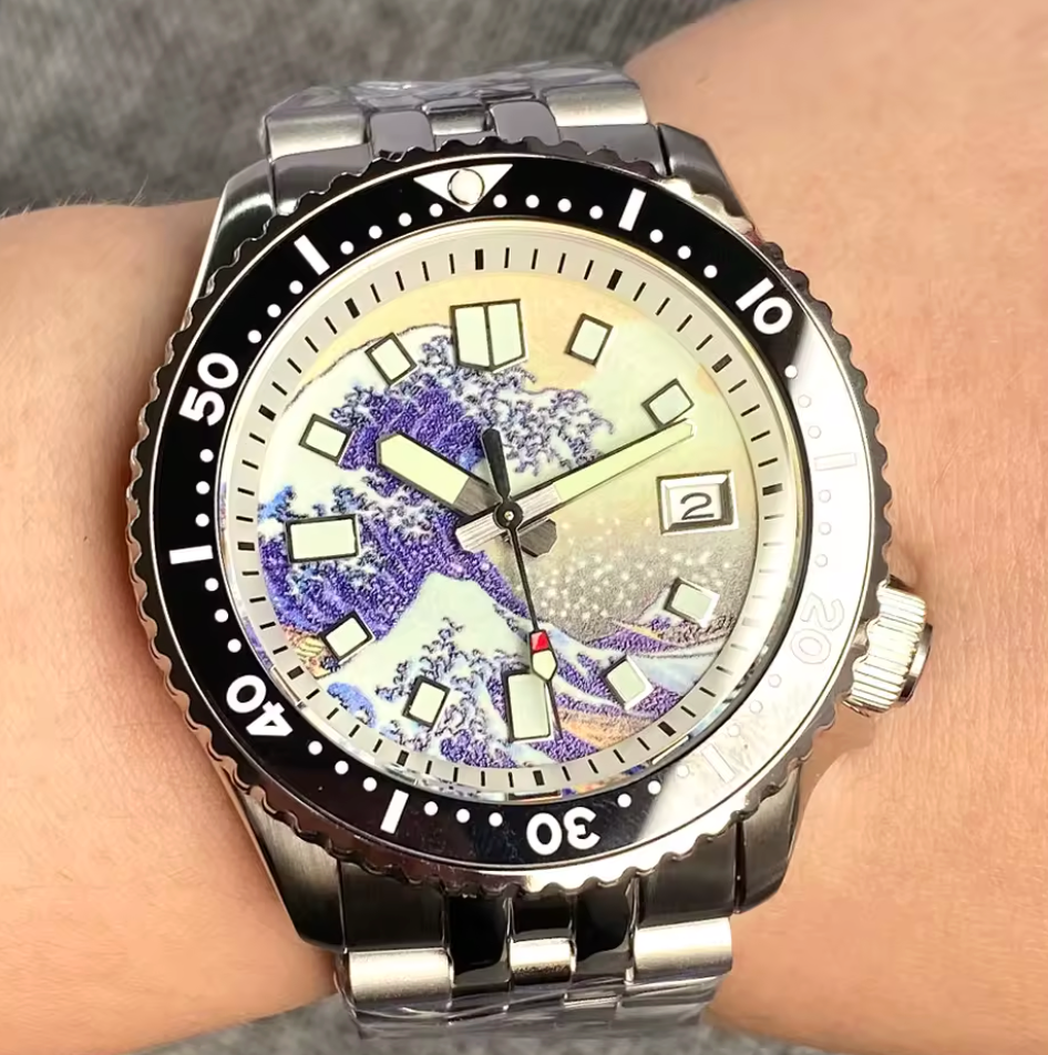 SKX Kagawana Wave, NH35 Movement, Sapphire Crystal, 100m Water Resist,