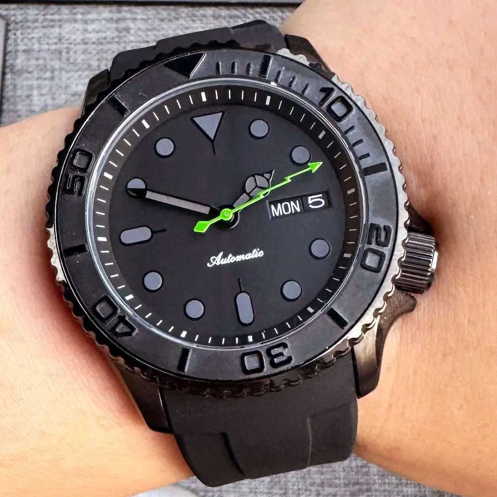 41mm 20ATM Diving NH36 Automatic Black PVD Diving Men Watch Sapphire Glass Ceramic Rotating Bezel Lightning Hand Rubber