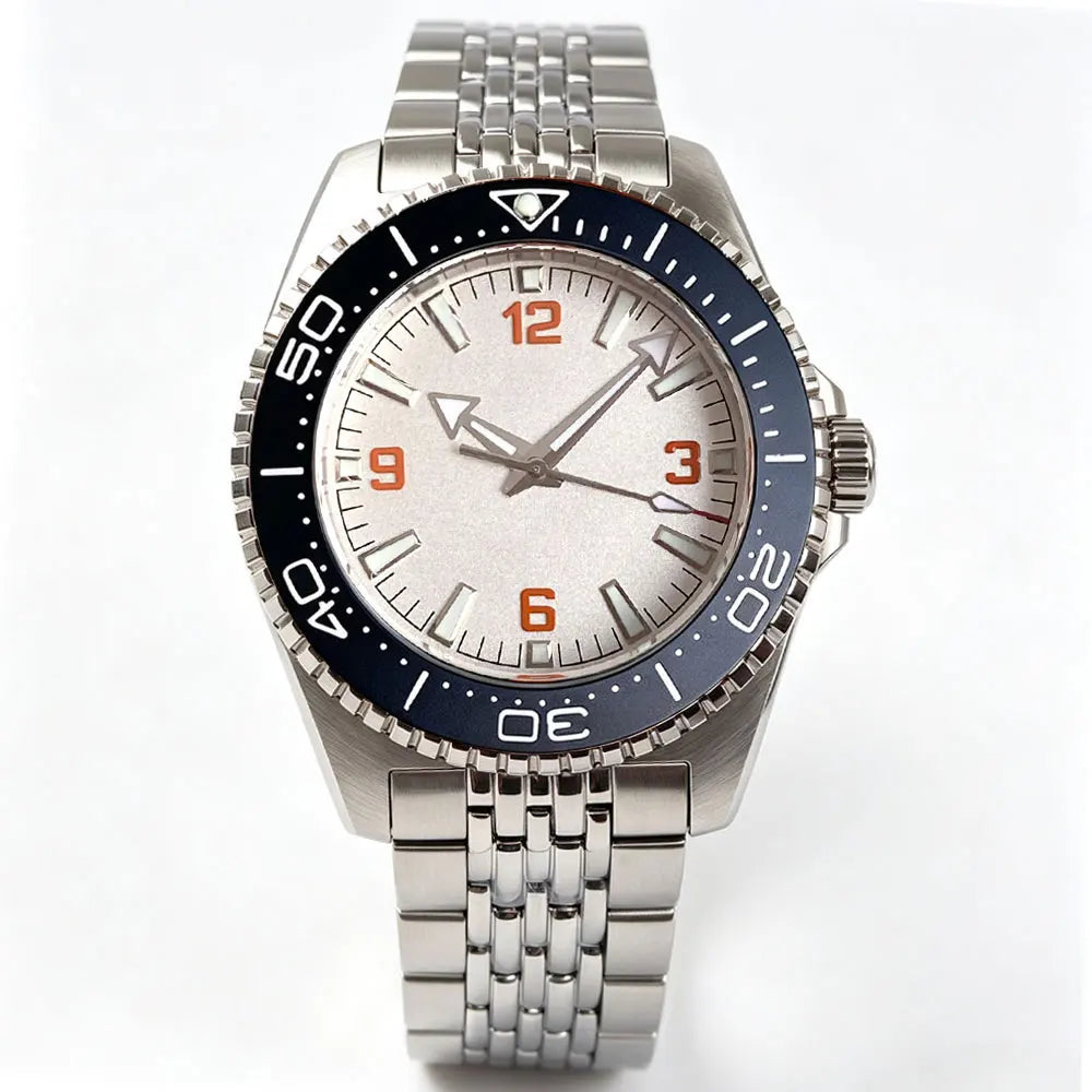 40mm, Stainless Steel, Seiko NH35 Automatic Movement, Domed Sapphire Glass, Ricegrain Bracelet