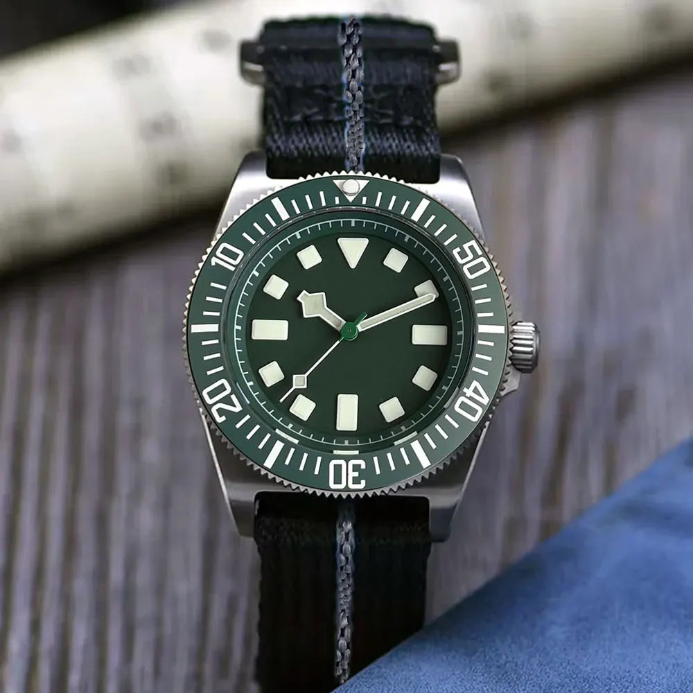 42mm, Titanium, Automatic Miyota 8215, Sapphire Crystal, 200m Waterproof