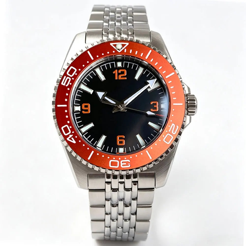 40mm, Stainless Steel, Seiko NH35 Automatic Movement, Domed Sapphire Glass, Ricegrain Bracelet