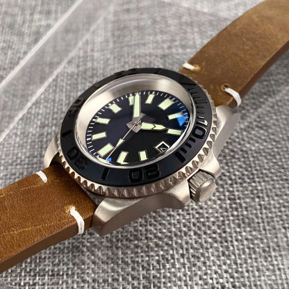 40mm 20bar Diving Titanium Watches NH35A Luminous Auto Watch Domed Sapphire Crystal Glass Rotating Bezel Light Weight