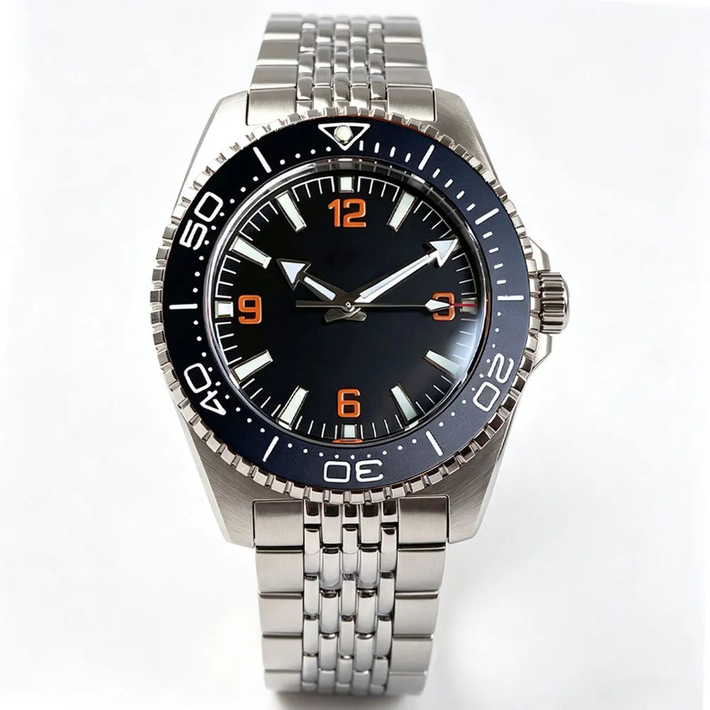 40mm, Stainless Steel, Seiko NH35 Automatic Movement, Domed Sapphire Glass, Ricegrain Bracelet