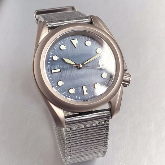 40mm Mop Blue Retro Military Titanium Automatic NH35 Mechanical Watches for Men Sapphire Crystal Glass Lume 3.8 o'clock