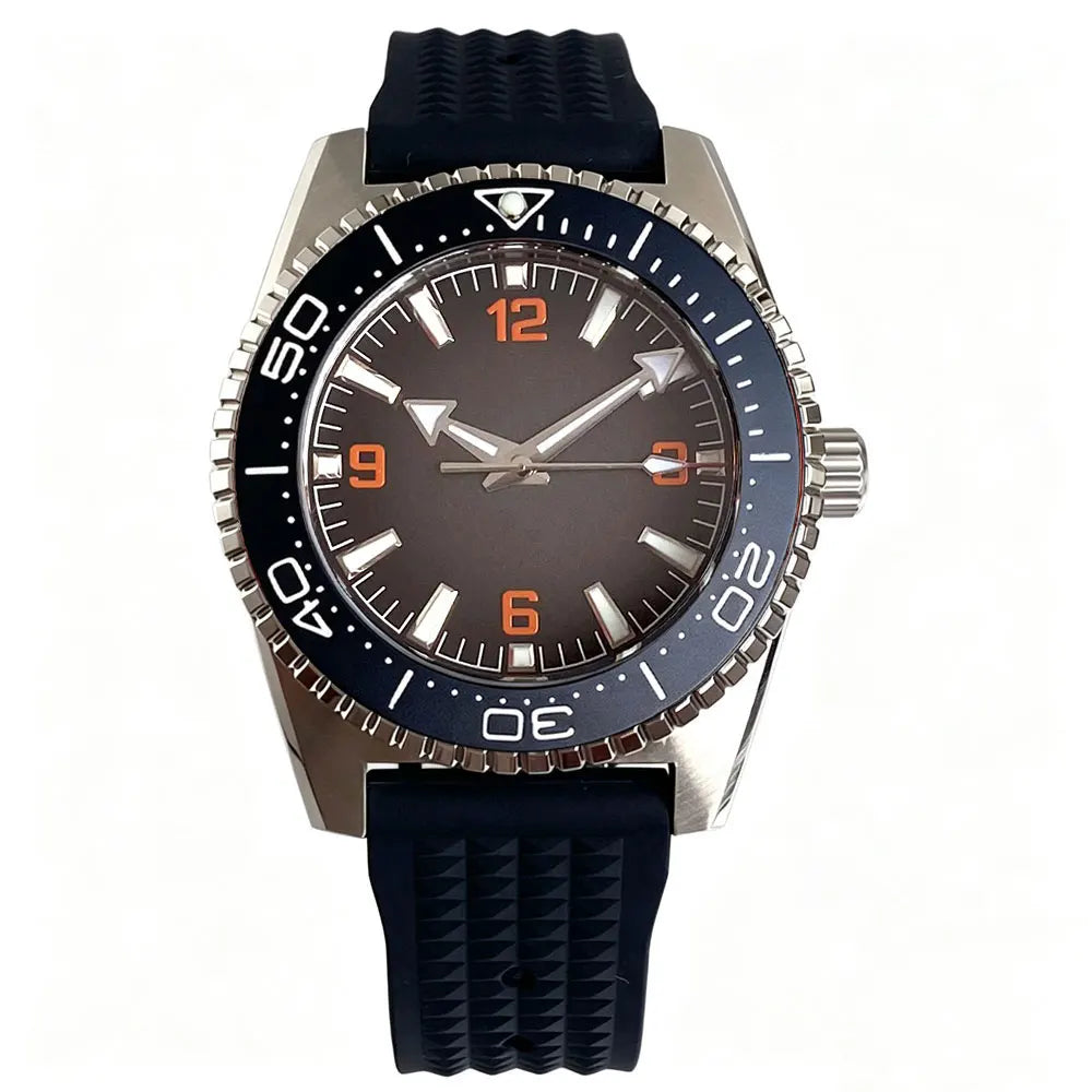 40mm, Stainless Steel, Seiko NH35 Automatic Movement, Domed Sapphire Glass, Ricegrain Bracelet