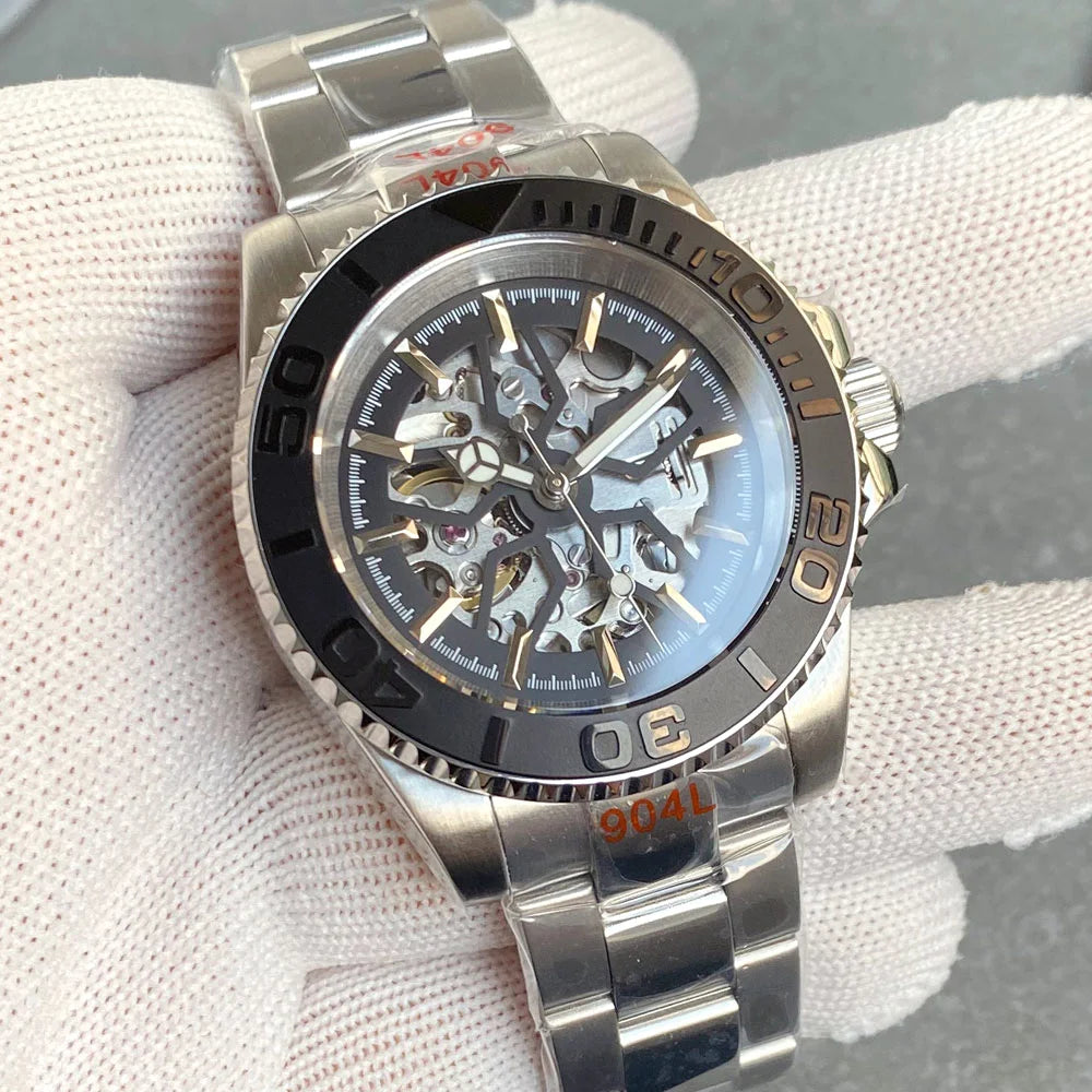 Fashion Sapphire 200m Waterproof Black White Skeletonized NH70 Automatic Mechanics Watches