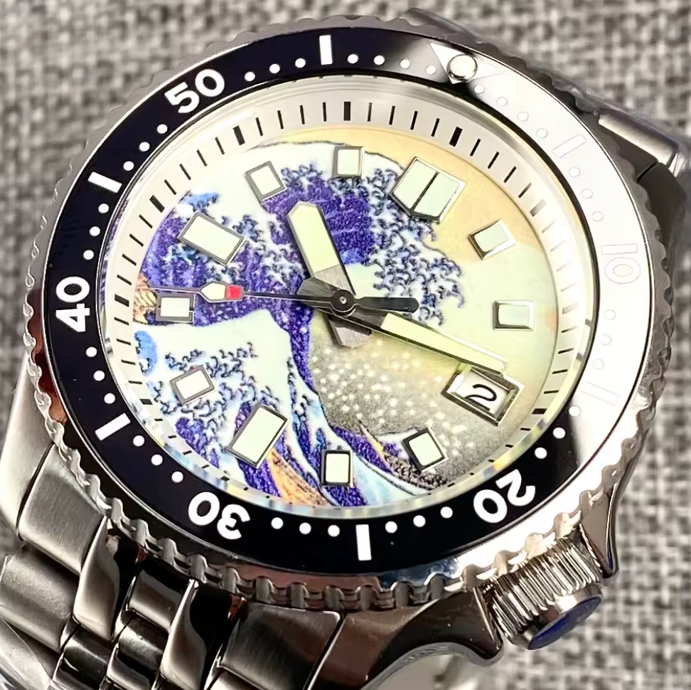 SKX Kagawana Wave, NH35 Movement, Sapphire Crystal, 100m Water Resist,