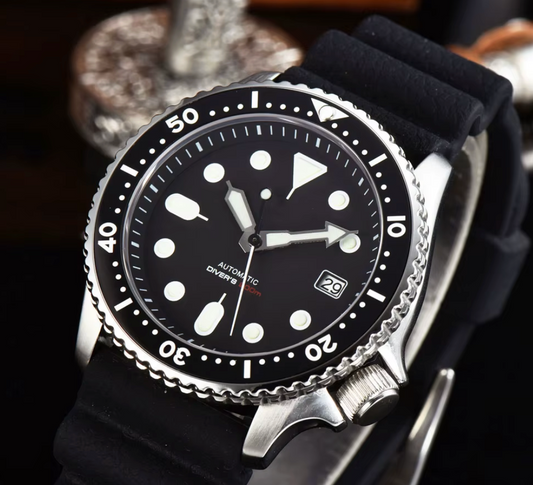 41mm Black Dial, 200m Water Resist, NH35 Automatic Movement, Sapphire Crystal, Stainless Steel