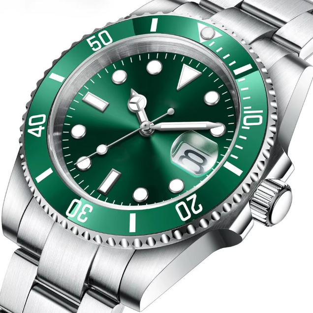 Green on Green! Japan Seiko NH35 Automatic Movement,  Diving SUB, 40mm Case, Sapphire Crystal, 200m Water Resist, Stainless Steel