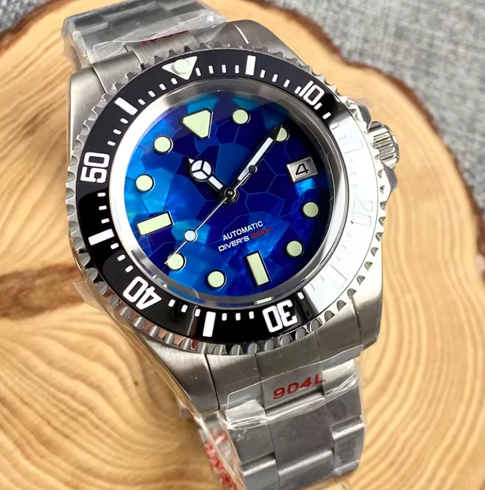 Blue Fractal Dial, SUB 40mm case, 200m Water Resistance, Automatic Japan NH35 Movement, Sapphire Crystal, Ceramic Bezel Insert, Stainless Steel, 120 Click Bezel