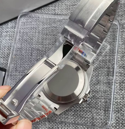 Blue Fractal Dial, SUB 40mm case, 200m Water Resistance, Automatic Japan NH35 Movement, Sapphire Crystal, Ceramic Bezel Insert, Stainless Steel, 120 Click Bezel