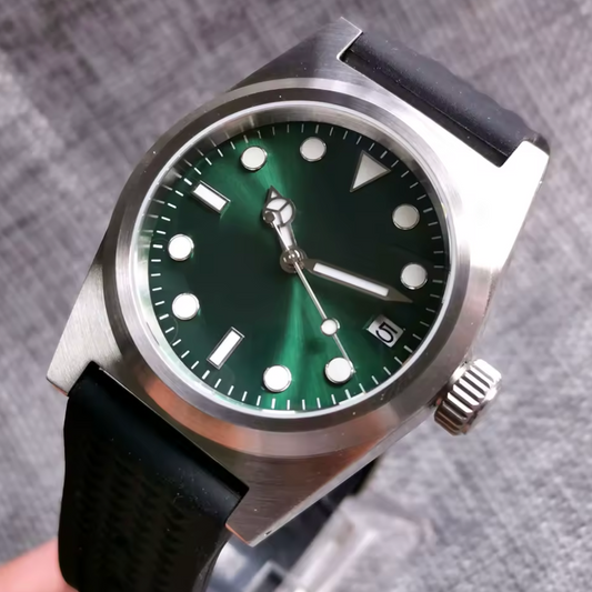 200m Water Resistant, Rubber Strap, Green Shine Dial, NH35 Automatic, Sapphire Crtstal